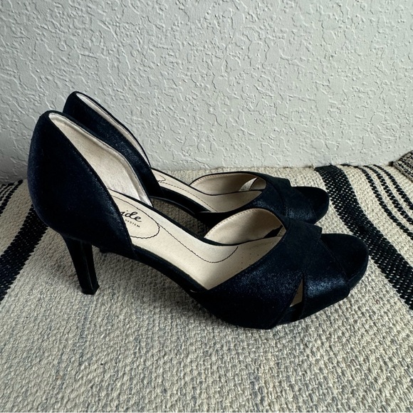 LifeStride Mykonos Peeptoe Heels in Shimmery Navy - Picture 5 of 8